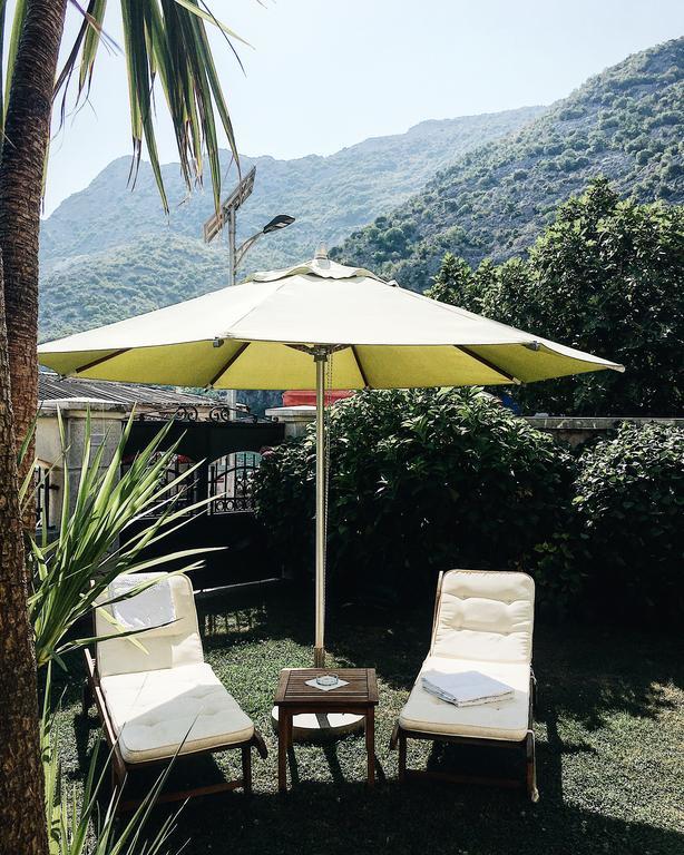 Villa Teuta Risan Habitación foto